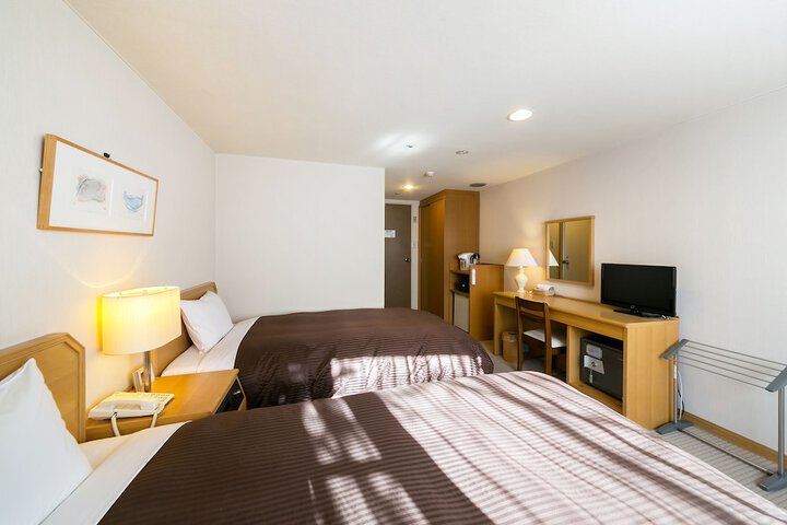 Room 26 of 124