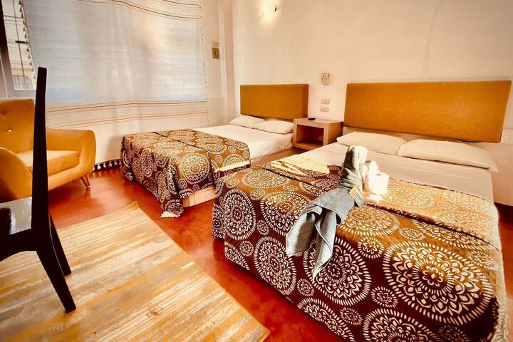 Room 11 of 24