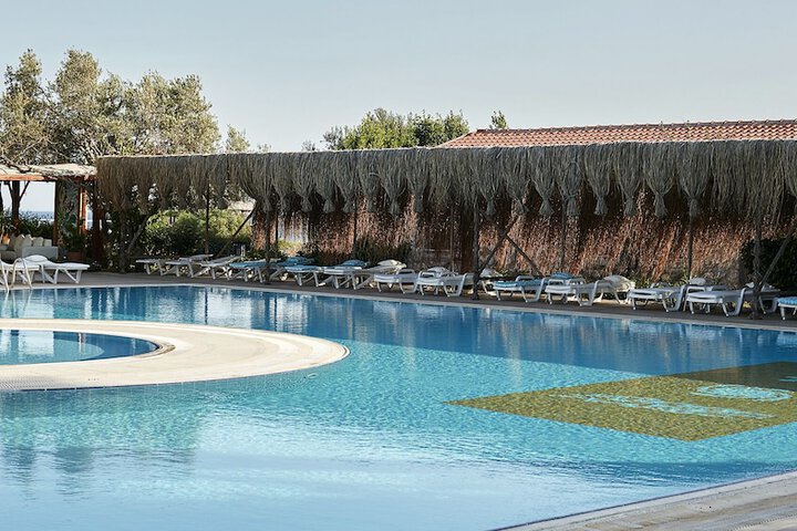 Pool 78 of 189