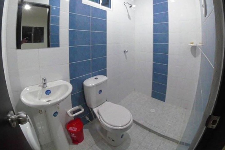 Room 7 of 13