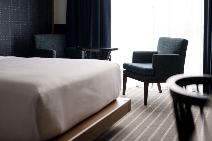 Room 21 of 90