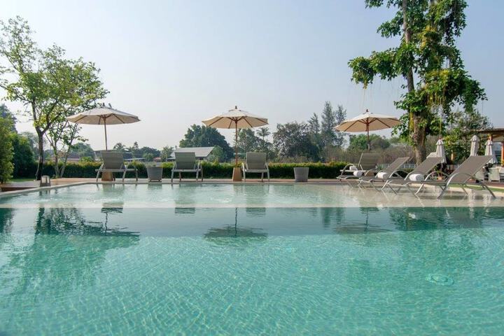 Pool 35 of 63