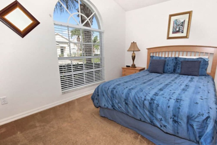 Room 7 of 28