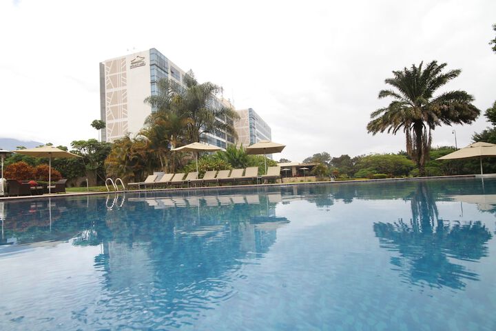 Hotel with Pool