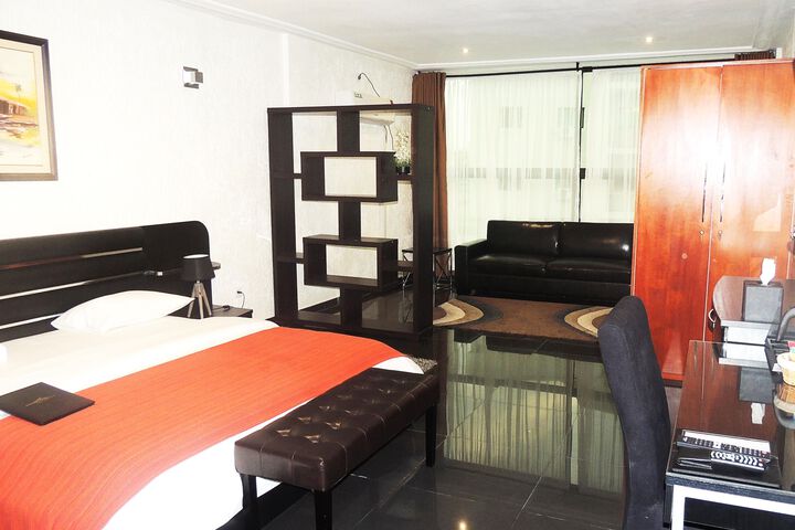 Room 30 of 95