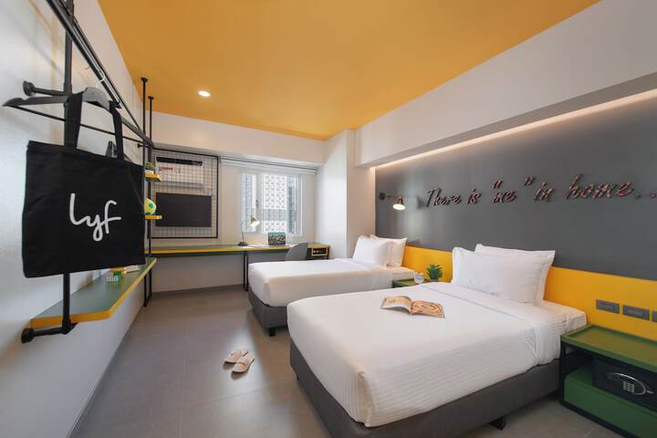 Room 18 of 63
