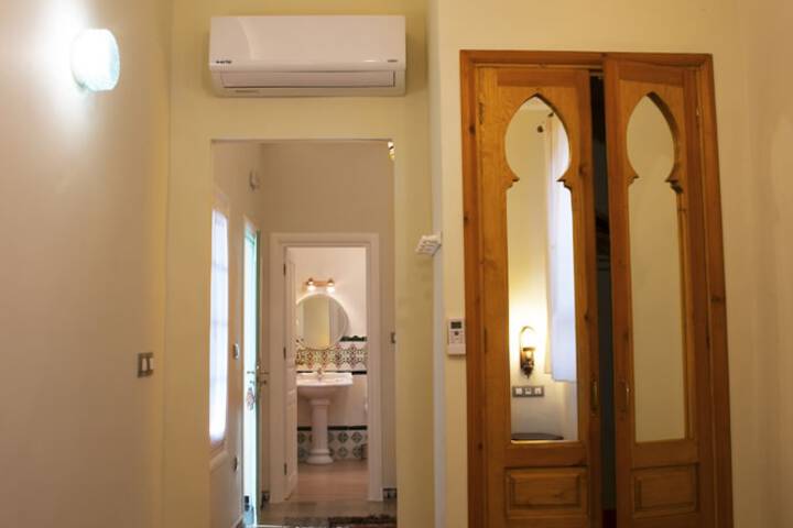 Room 17 of 53
