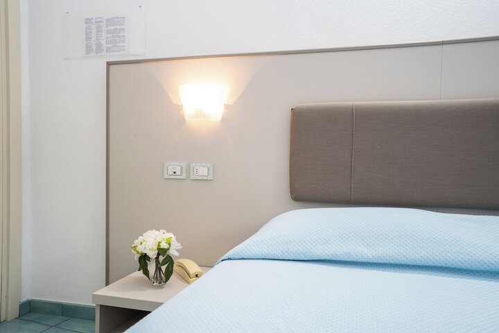 Room 21 of 84