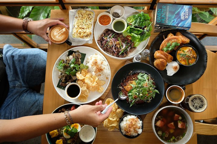Dining 44 of 88