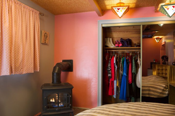 Room 17 of 77
