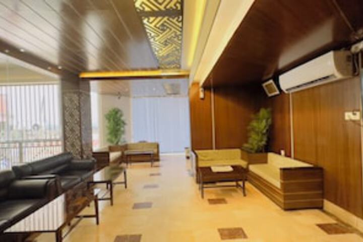Hotel Interior 7 of 117