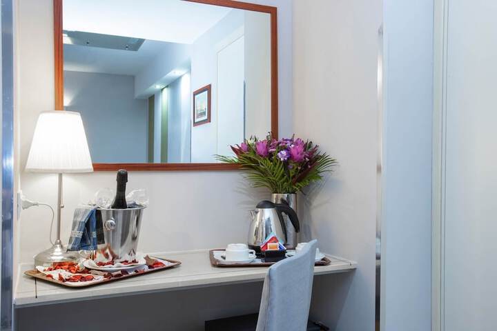 Jetted tub