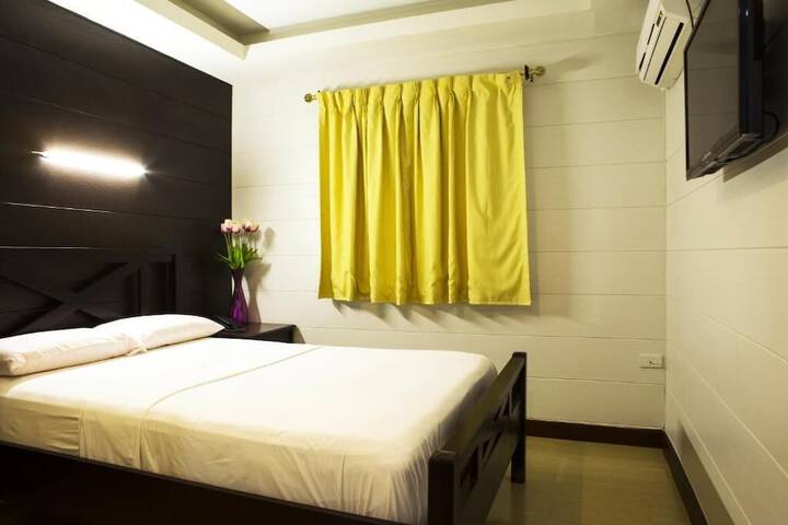 Room 13 of 50
