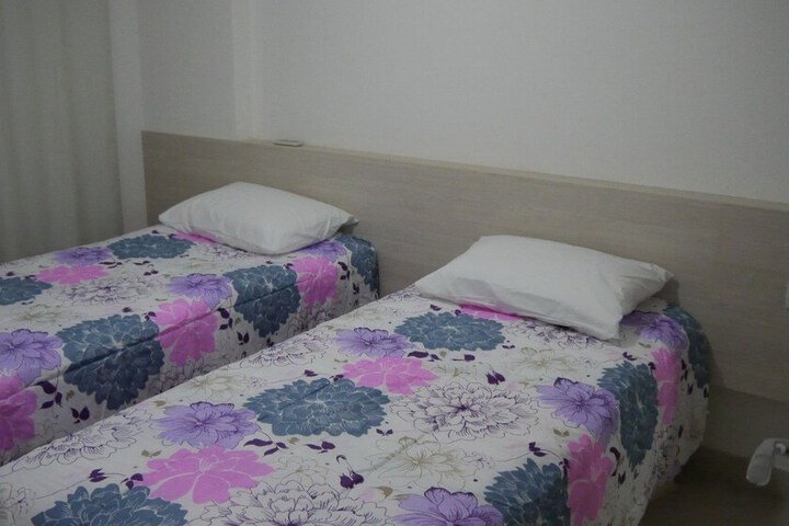 Room 11 of 60