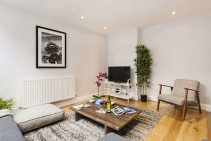 Room 15 of 19