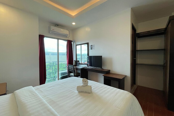 Room 51 of 79