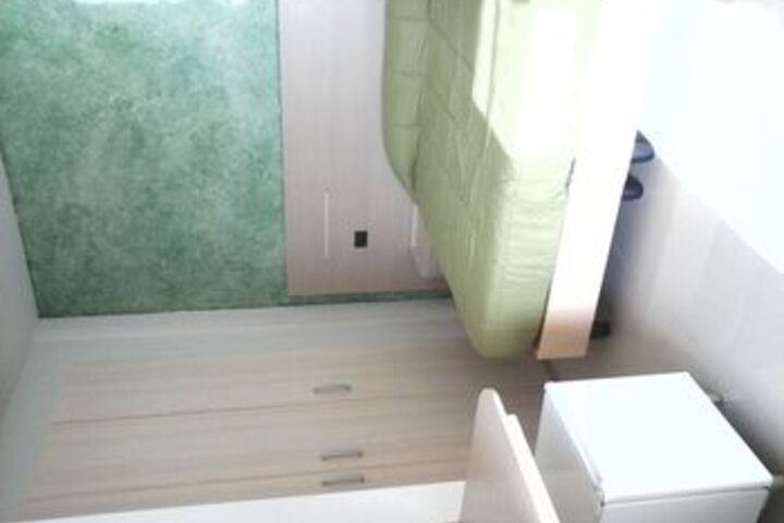 Room 31 of 43