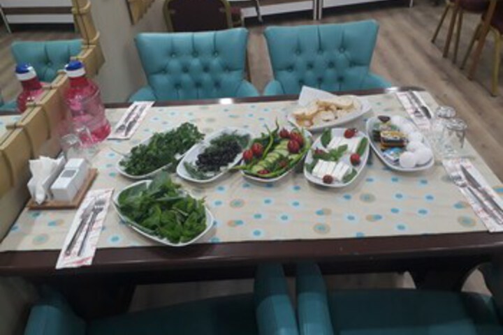 Dining 45 of 137