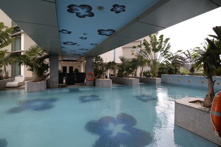 Pool 38 of 133