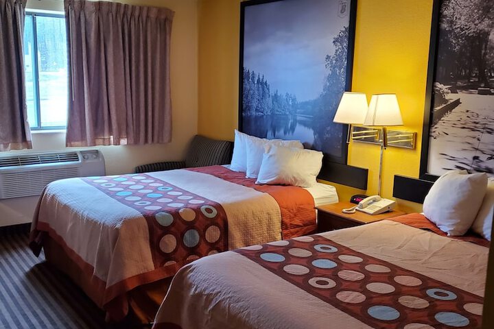 Room 2 of 30