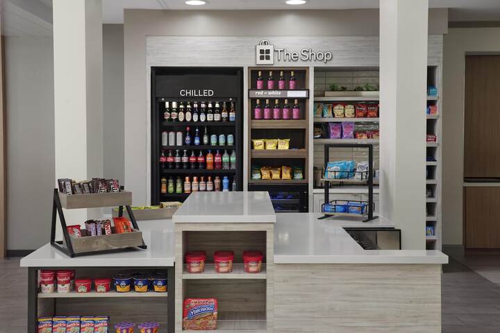 Snack bar