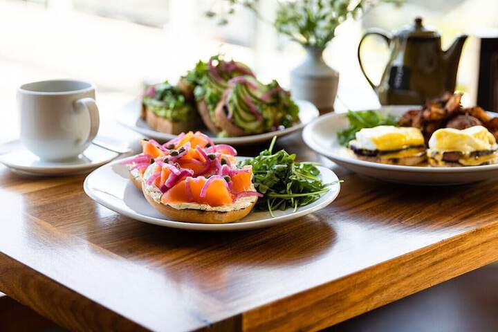 Breakfast/Coffee Service 30 of 42