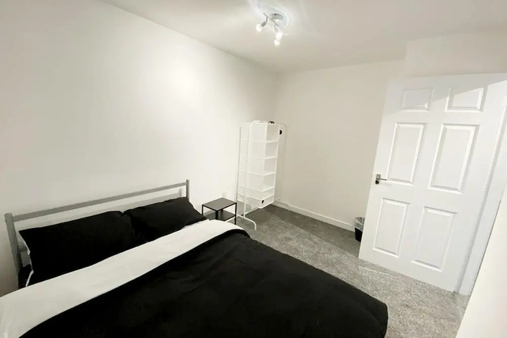 Room 3 of 18