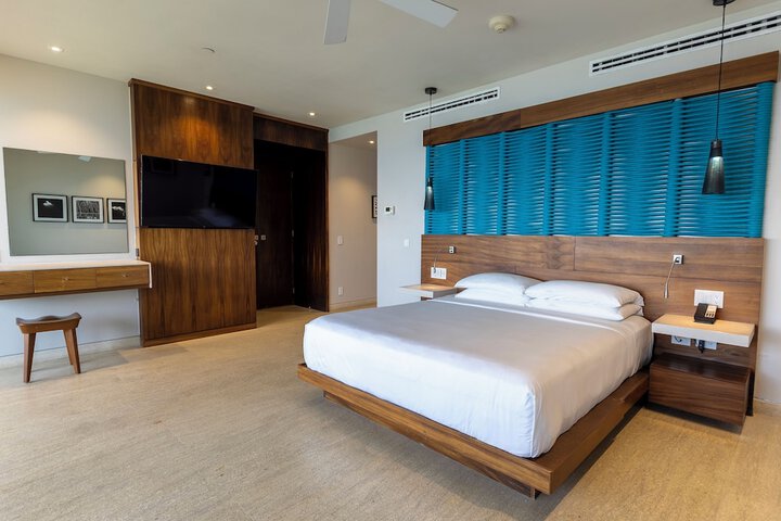 Room 5 of 54