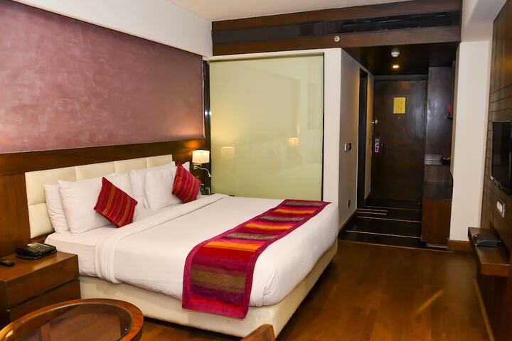 Room 12 of 39