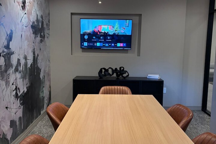 Business Center 124 of 130