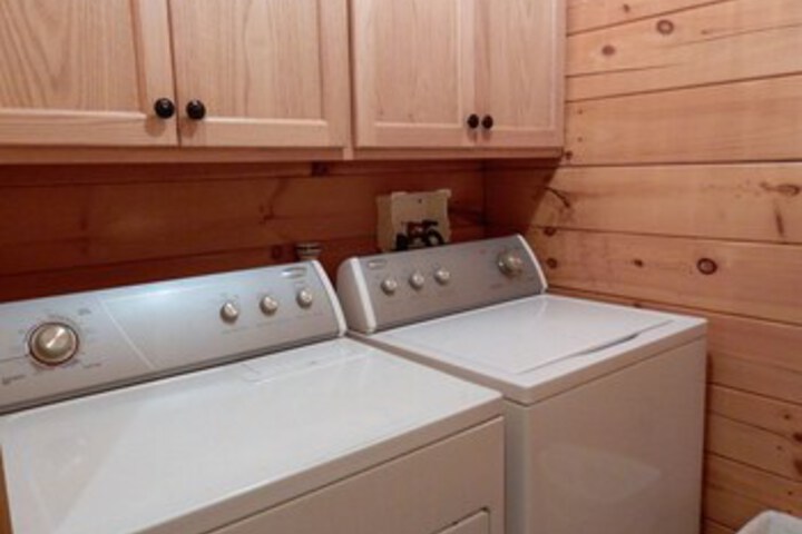 Laundry 37 of 80