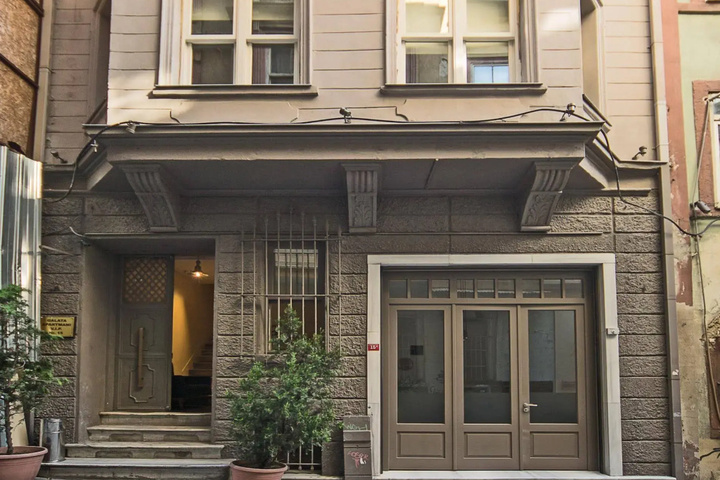 Exterior of Galata Tower Suites by Mile Hotels
