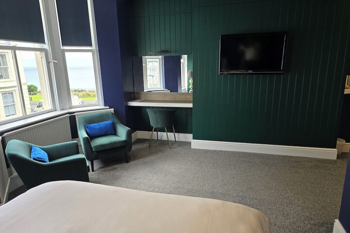 Room 36 of 74