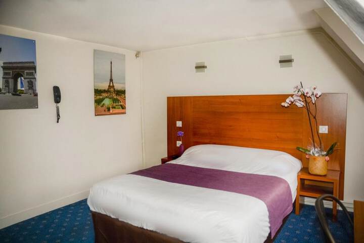 Room 18 of 40