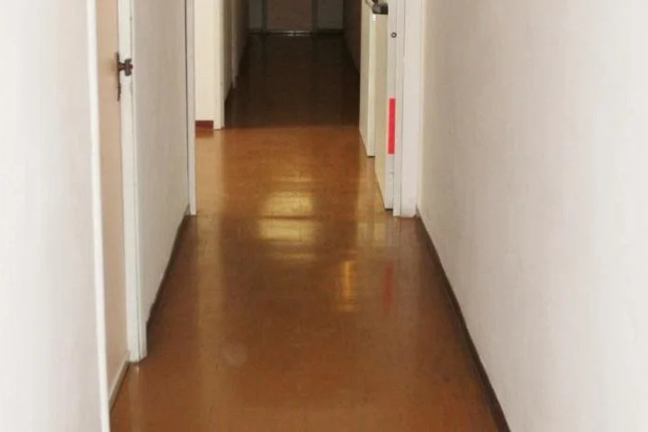 Room 16 of 31