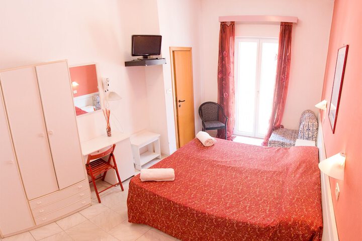 Room 20 of 60