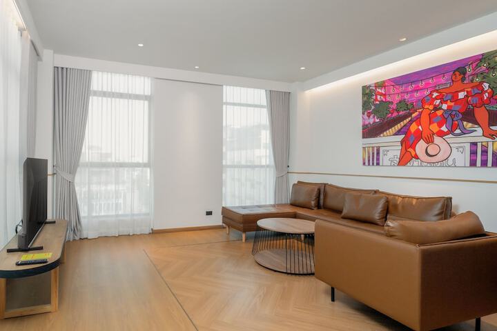Room 80 of 180