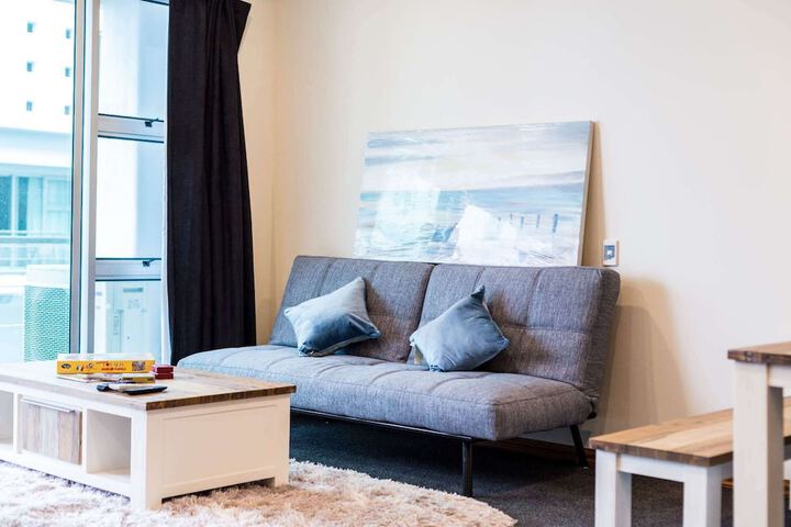 Room 14 of 37