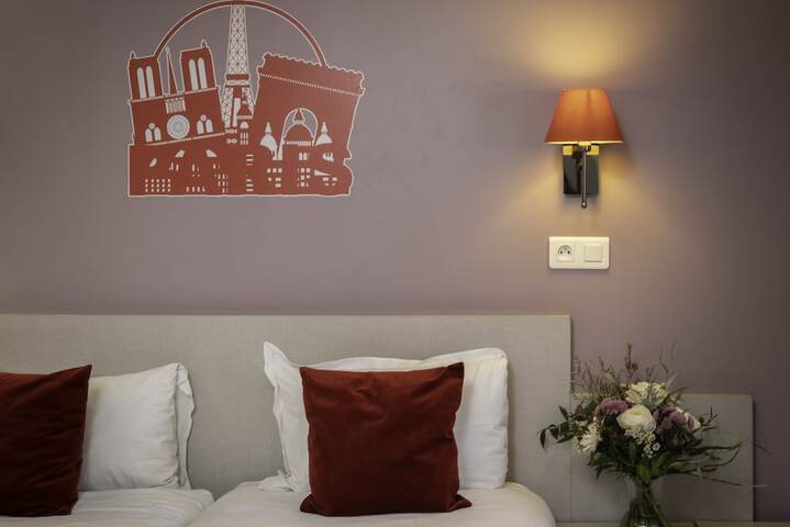 Room 15 of 24