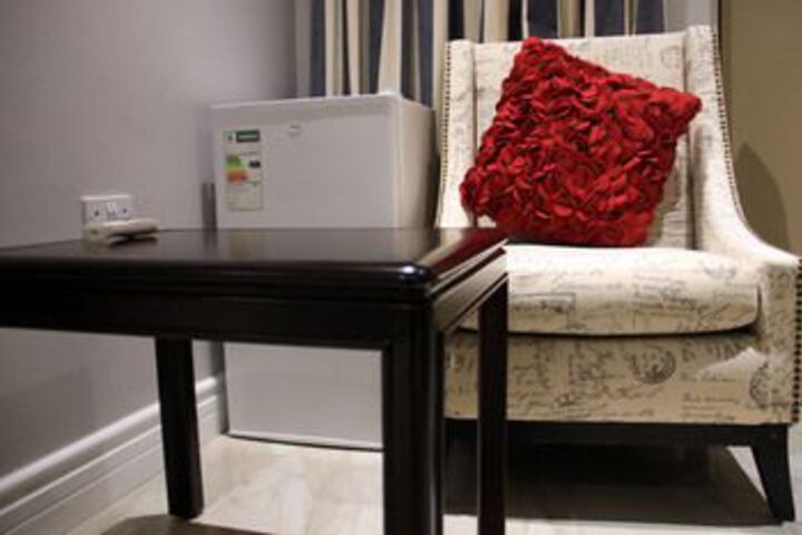 Lounge 66 of 66