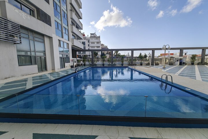 Pool 340 of 404