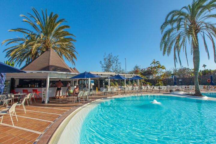 Pools & Facilities