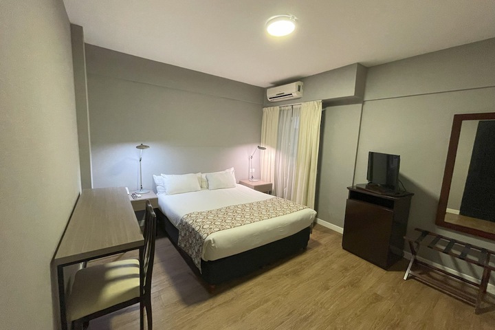 Room 38 of 69