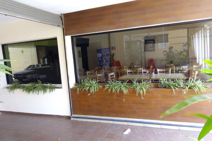 Food court