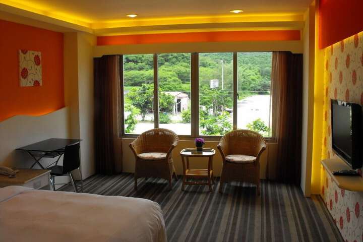Room 12 of 61