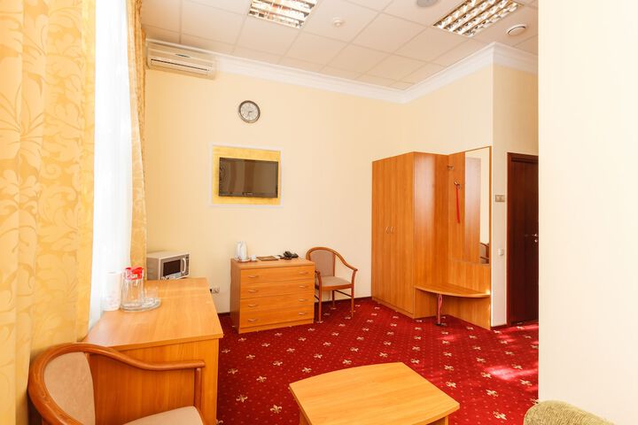 Room 20 of 43