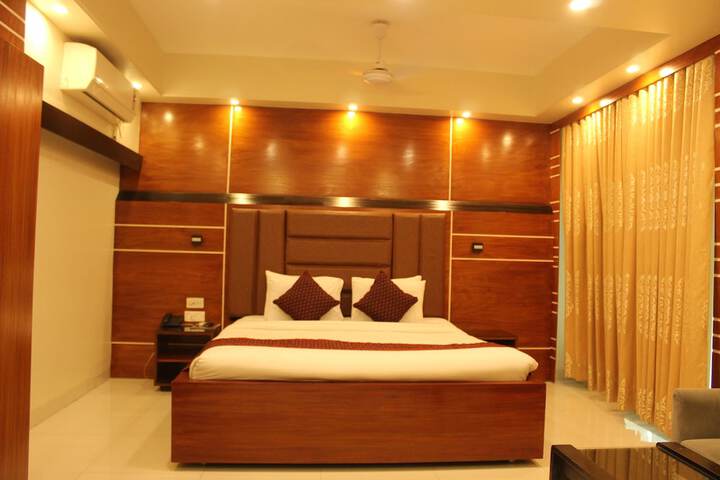 Room 14 of 67