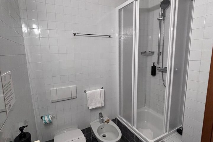 Room 46 of 57