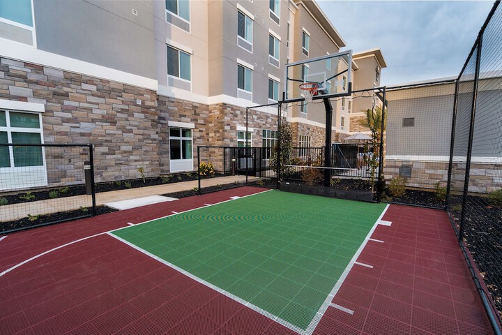 Sport court