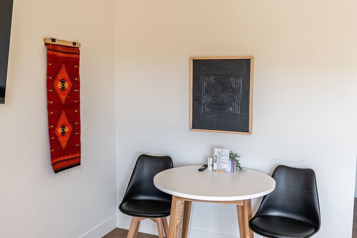 Room 2 of 120